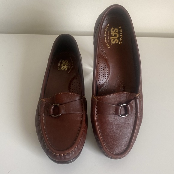 SAS Tripad Comfort Foot Bed Size 7 Brown Leather Penny Slip On Loafers w/ Buckle - Picture 9 of 15